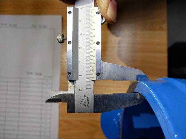 butterfly valve body thickness of zfa